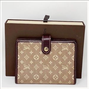 Authentic Louis Vuitton agenda wallet